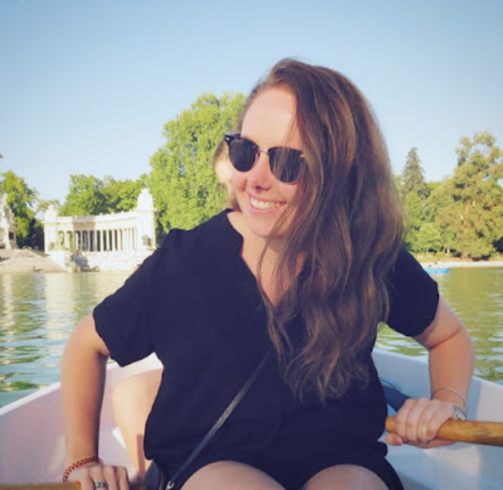 Meet your Posher, Emily - Picture 1 of 1